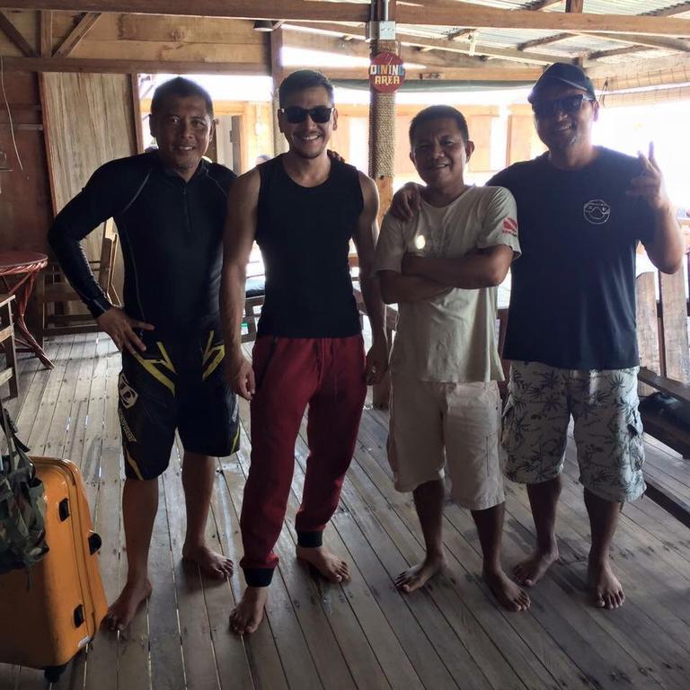 Spheredivers Scuba & Leisure Mabul Island Exterior photo